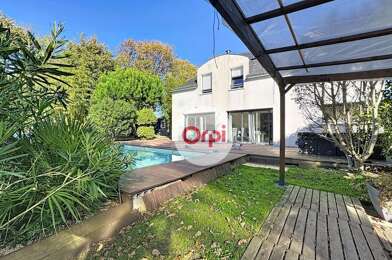 Maison 5 pièces 598000 €