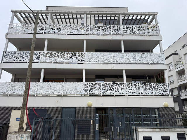 Charmant studio refait à neuf avec terrasse et parking – Éragny-sur-Oise (rue des Charmilles) — photo du bien