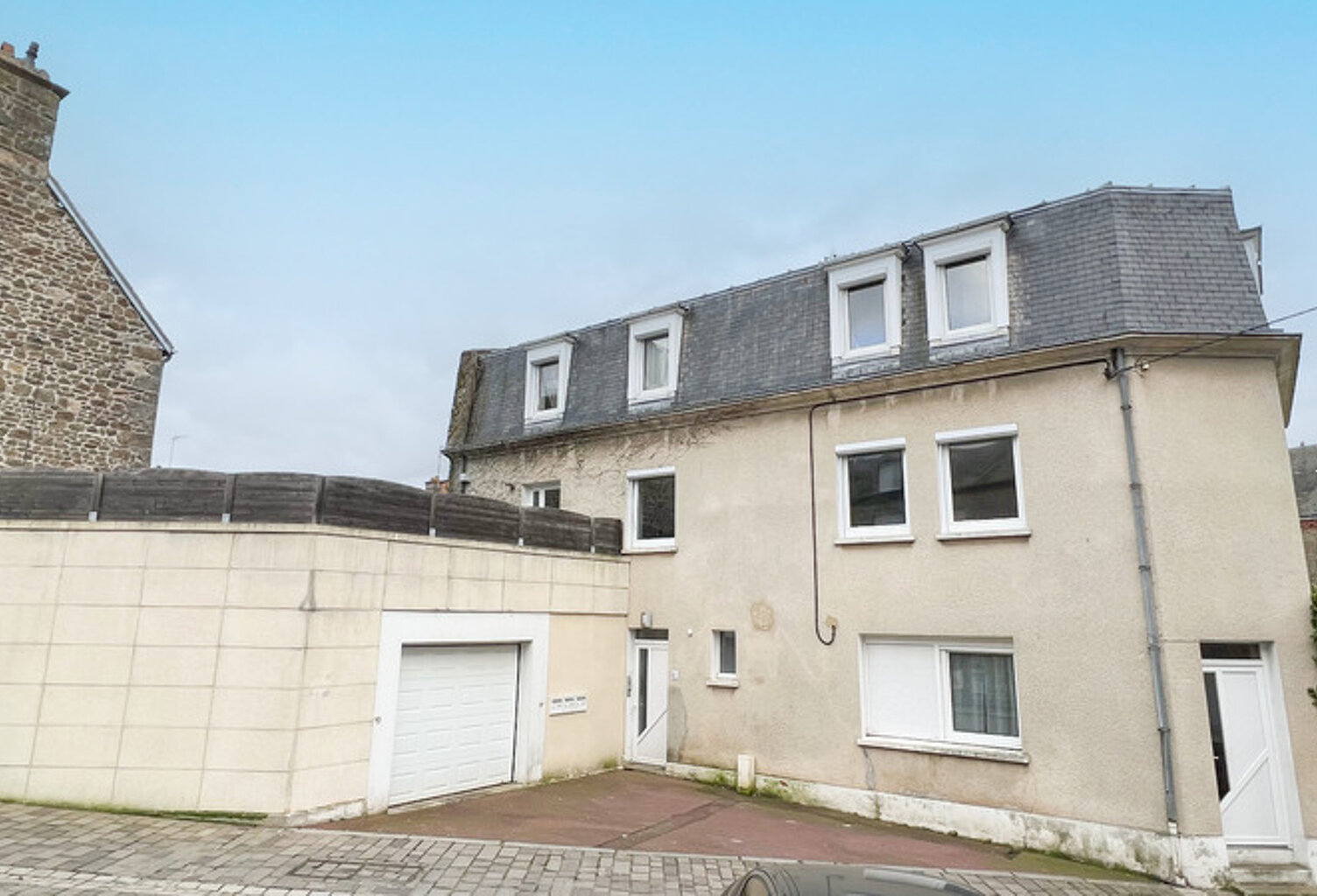 Immeuble — photo 1
