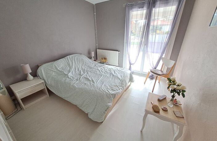 Maison de plain pied, 4 chambres- SAINT LOUBES (33) — photo 3