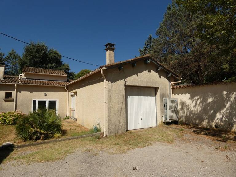 Villa T6 sur 2500 m2 de terrain — photo 1