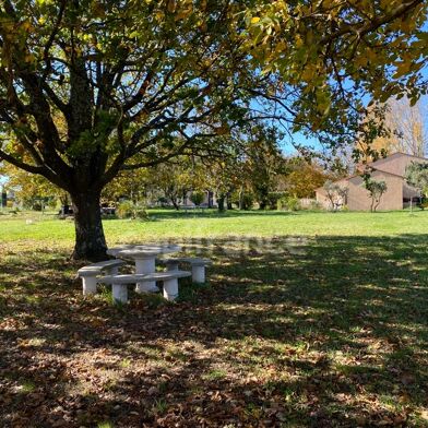 Maison 10 pièces 890000 €