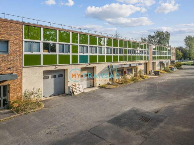 A louer Cellule d'activité et de bureaux 352m² sur la commune Les Ulis — photo du bien