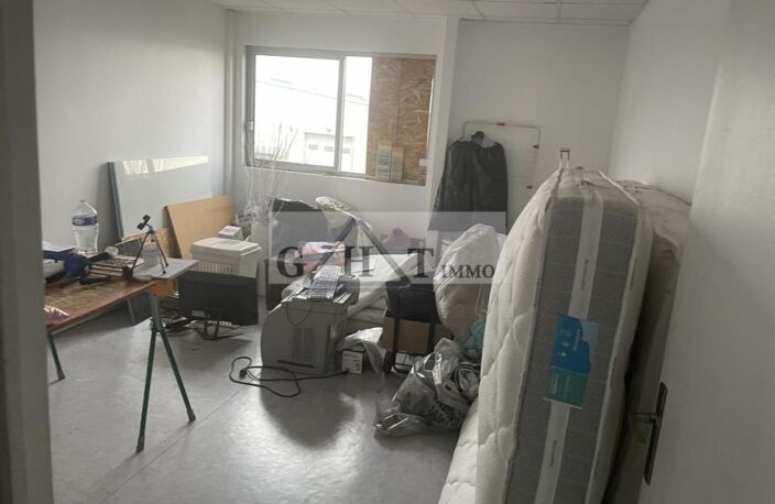 BATIMENT INDEPENDANT A LA LOCATION — photo 4