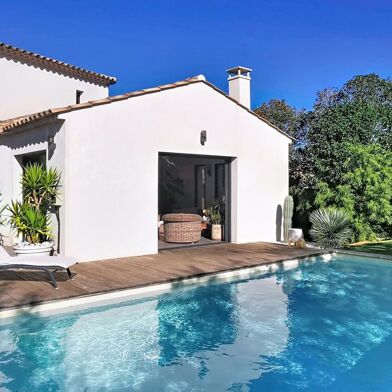 Maison 4 pièces 740000 €