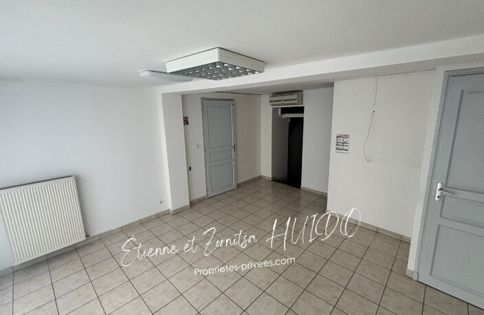 Baisse de prix ? Immeuble de rapport en centre-ville d'Issoudun 7 pièce(s) 146 m2 — photo 4