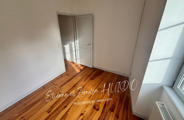 Baisse de prix ? Immeuble de rapport en centre-ville d'Issoudun 7 pièce(s) 146 m2 — photo 5