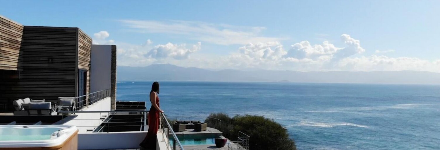 Maison 10 Pièces 373 m² à vendre à Ajaccio (20000)