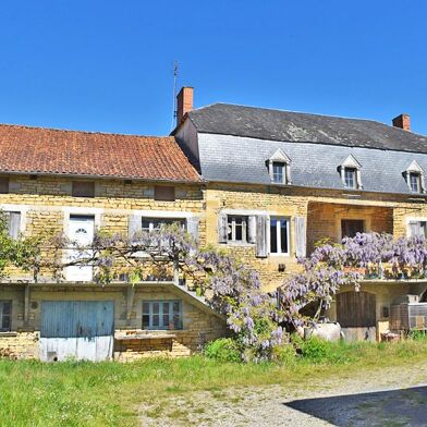Maison 9 pièces 170000 €