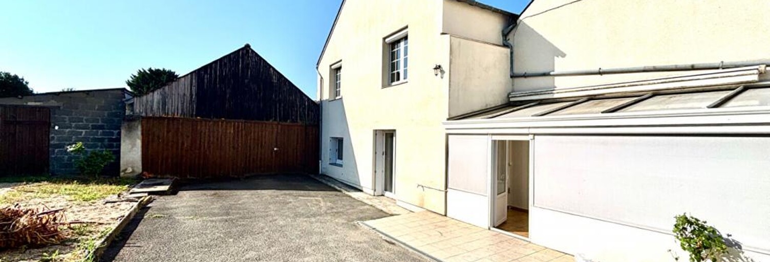 Maison 5 Pièces 106 m² à vendre à Varrains (49400)