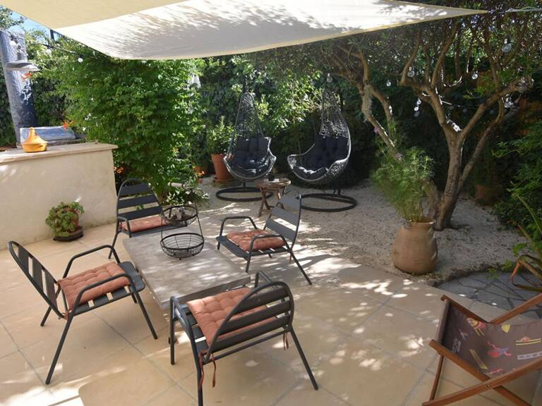 Mas rénové avec piscine intérieur et annexe — photo 1