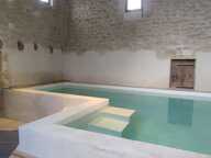 Mas rénové avec piscine intérieur et annexe — photo 2