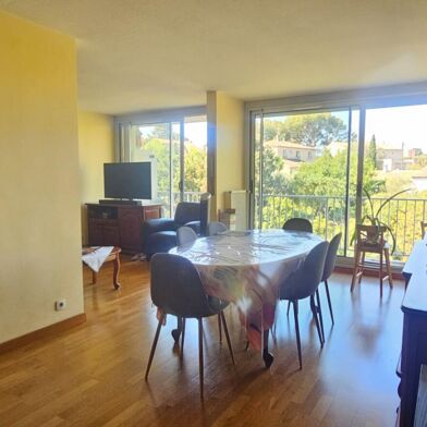 Appartement 5 pièces 275000 €