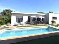Maison Moderne avec maisonnette et piscine — photo 3