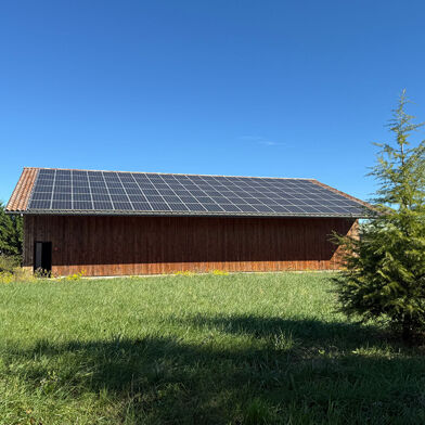 Local industriel 2 pièces 325000 €