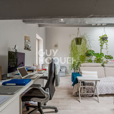 Appartement 8 pièces 439000 €