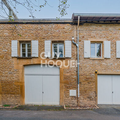 Appartement 8 pièces 415000 €