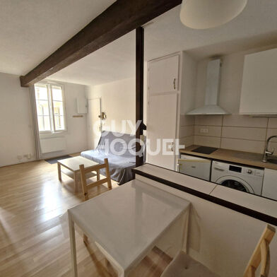 Appartement 1 pièces 850 €