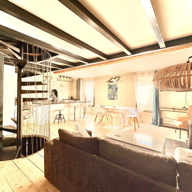 Maison 7 pièces 445000 €