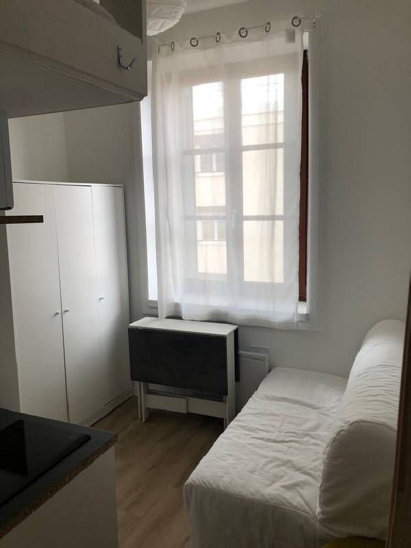 Photo Location Studio 18 m² à La Mulatière 491 ¤ CC /mois image 2/3