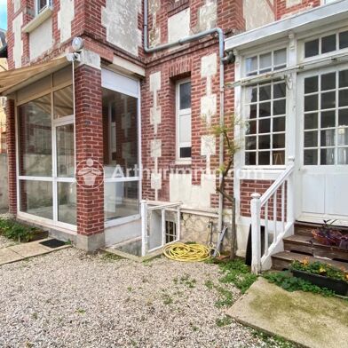 Maison 6 pièces 826000 €