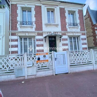 Maison 6 pièces 826000 €