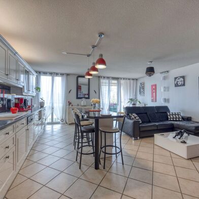 Appartement 4 pièces 225000 €