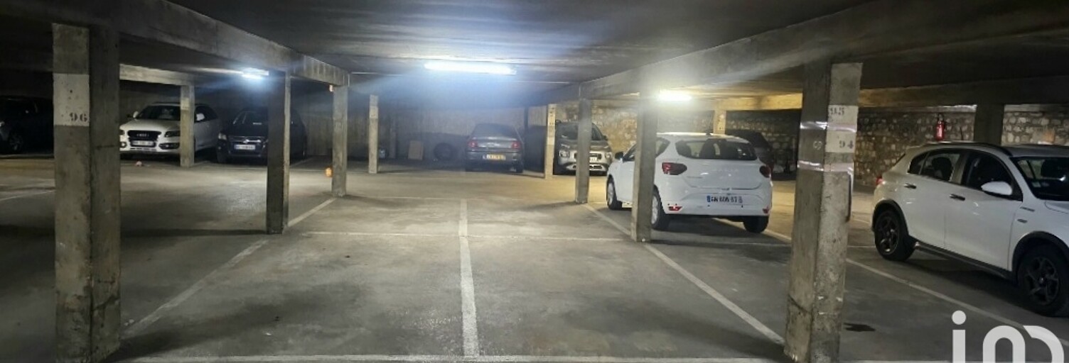 Garage  14 m² à vendre à Puteaux (92800)