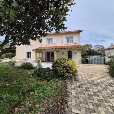 Maison 9 pièces 200000 €