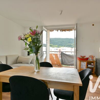 Appartement 4 pièces 75000 €