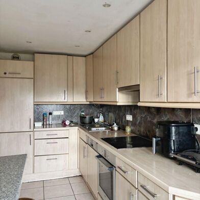 Appartement 5 pièces 63000 €