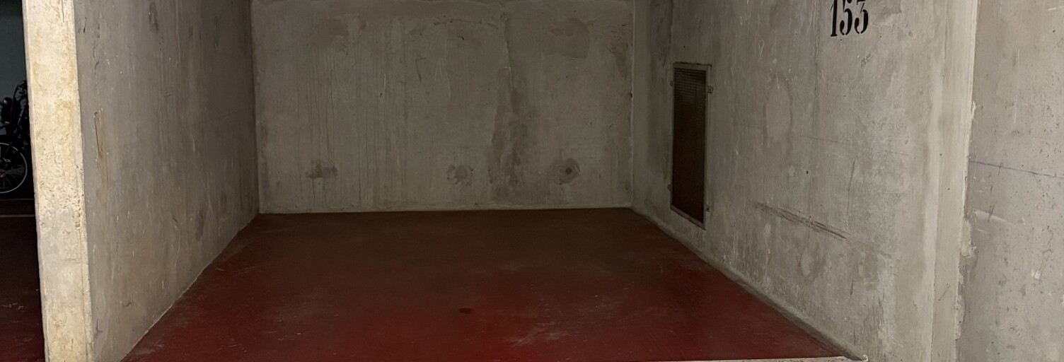 Garage  18 m² à vendre à Sèvres (92310)