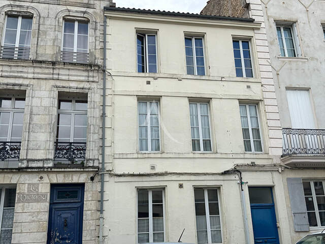 Immeuble de rapport - Hyper centre de Rochefort — photo du bien