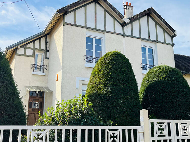 Auxerre Beau Quartier — photo 1