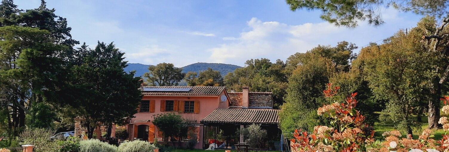 Maison 8 Pièces 248 m² à vendre à Bormes-les-Mimosas (83230)