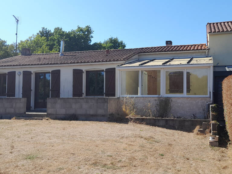 EN CAMPAGNE MAISON 3 CHAMBRES AVEC GRANGE — photo 1