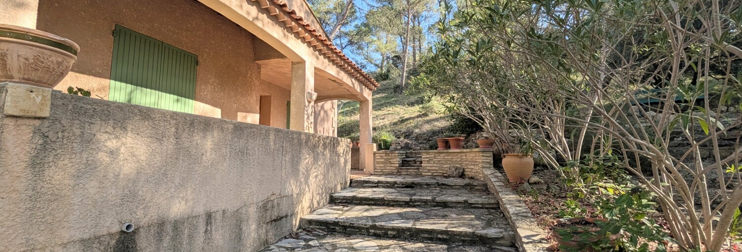 Maison 5 Pièces 110 m² à vendre à Saint-Étienne-du-Grès (13103)