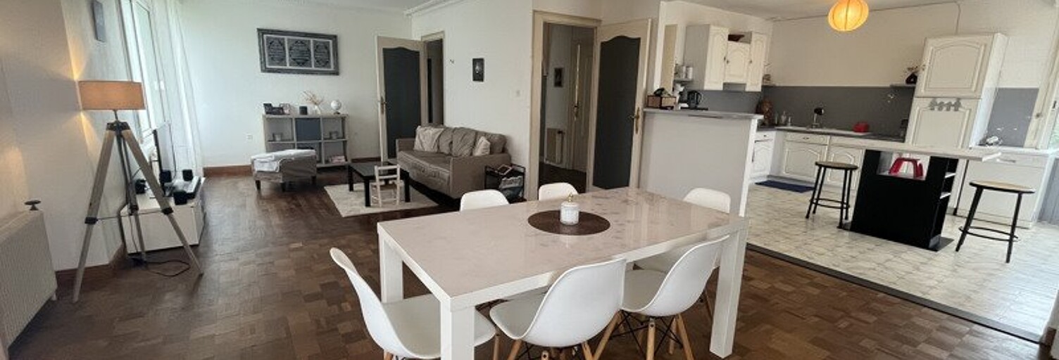 Maison 5 Pièces 104 m² à vendre à Carhaix-Plouguer (29270)