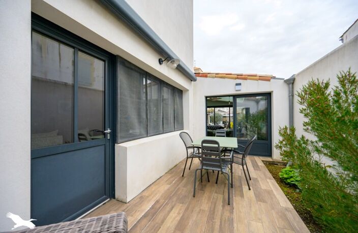 Vente maison 6 pièces 168 m² La Flotte (17630) — photo 2