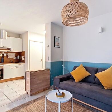 Appartement 1 pièces 242000 €