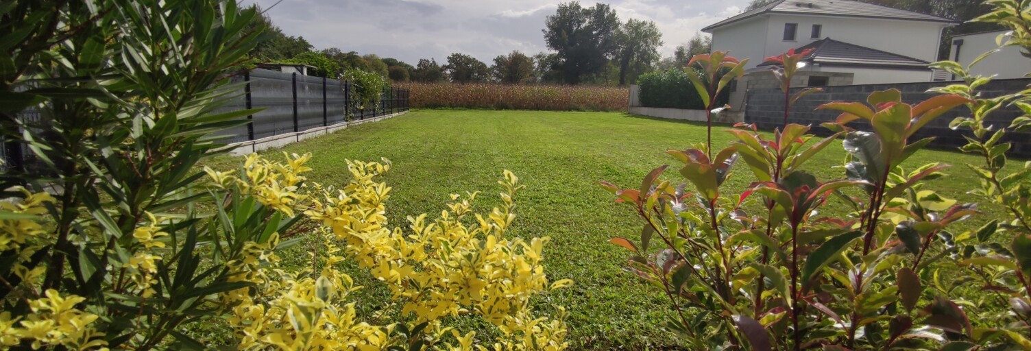 Terrain  823 m² à vendre à Idron (64320)