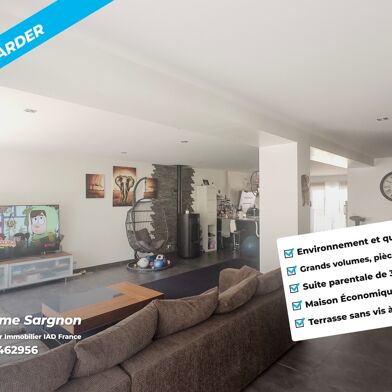 Appartement 6 pièces 215000 €