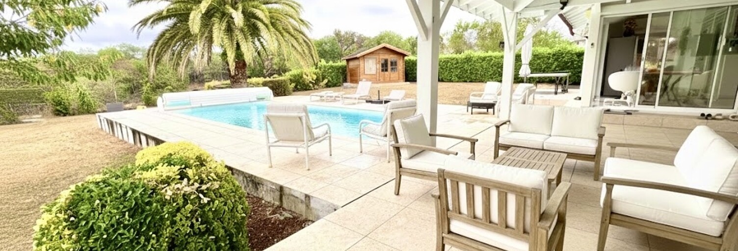 Maison 6 Pièces 202 m² à vendre à Amendeuix-Oneix (64120)