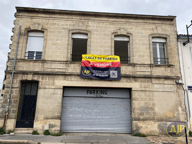 Emplacement de Parking BORDEAUX CHARTRONS — photo du bien