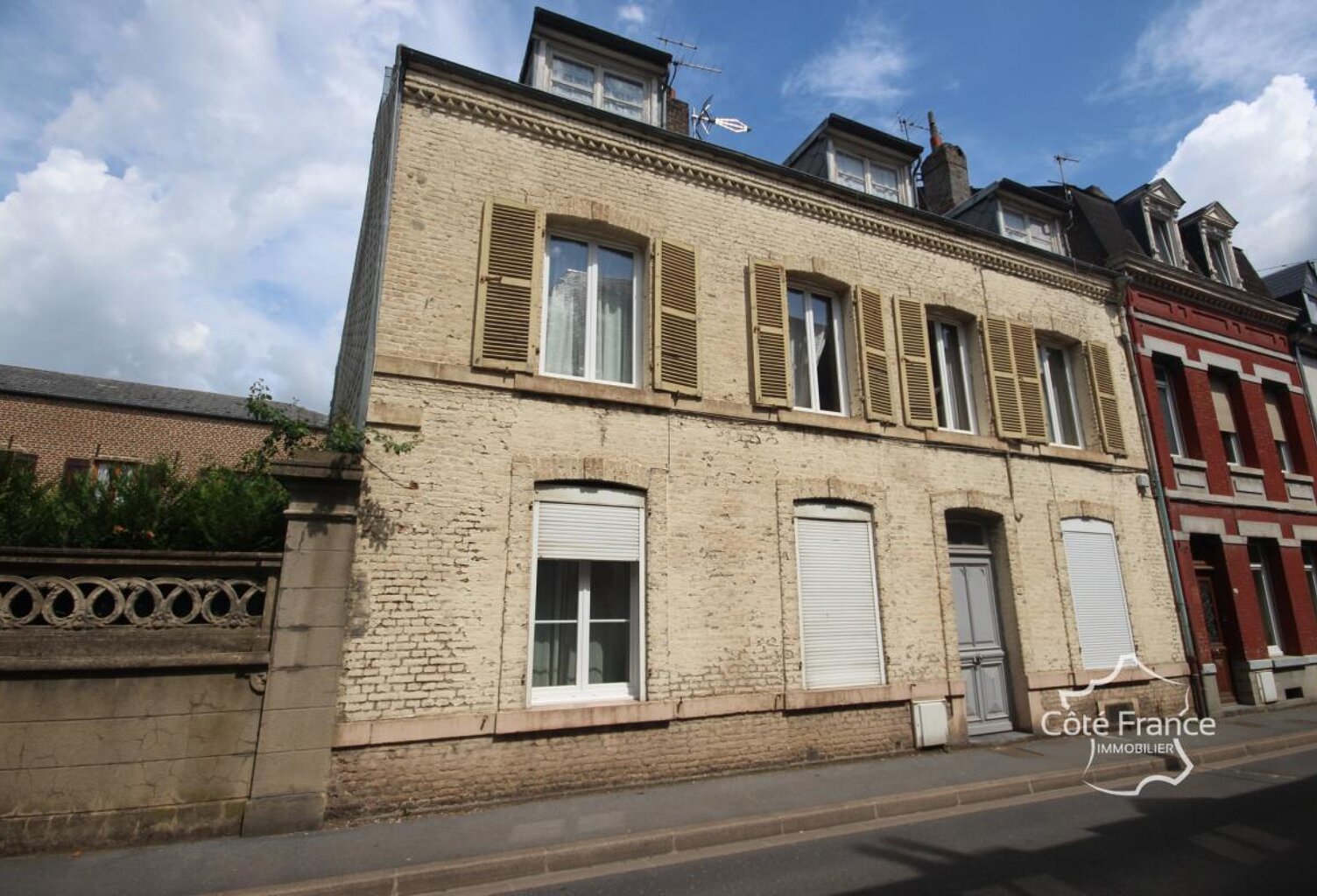 GIVET Immeuble de rapport proche centre-ville, belle opportu — photo 1