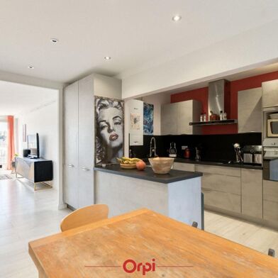 Appartement 6 pièces 190000 €