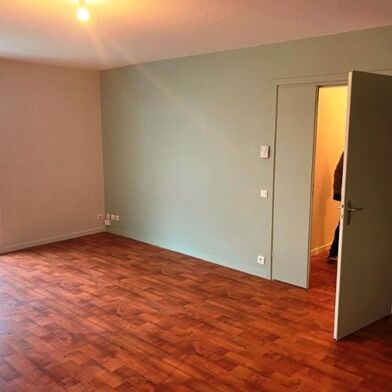 Appartement 3 pièces 1260 €