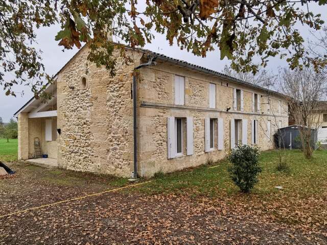 Maison À Vendre + Appartement de type T3 — photo du bien