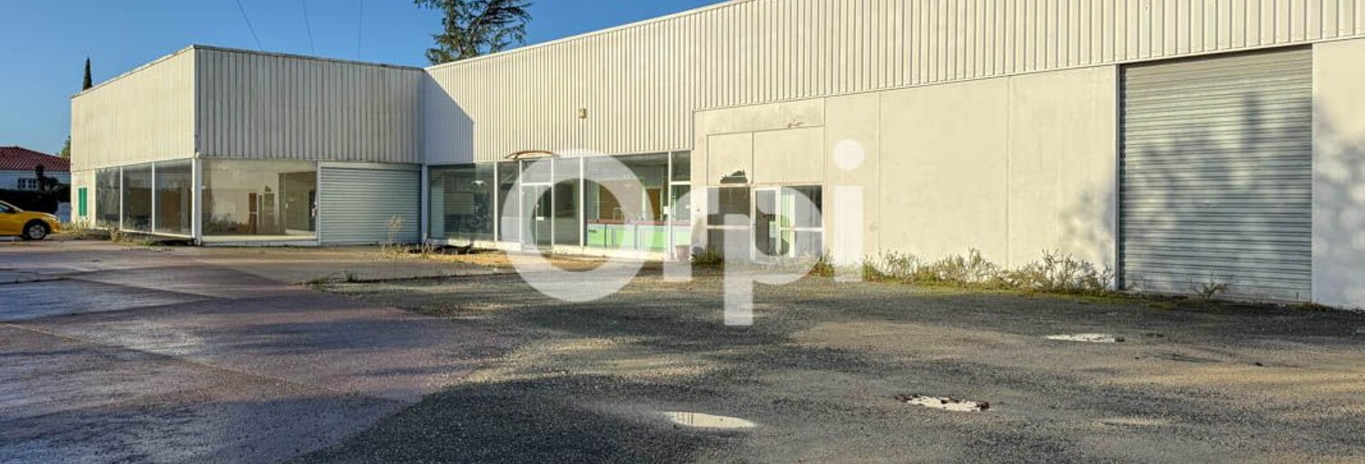 property.type.service   m² à vendre à Échillais (17620)