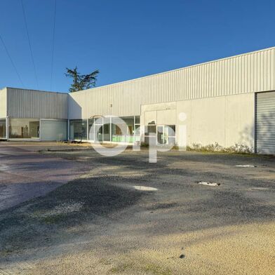 property.type.service  627000 €